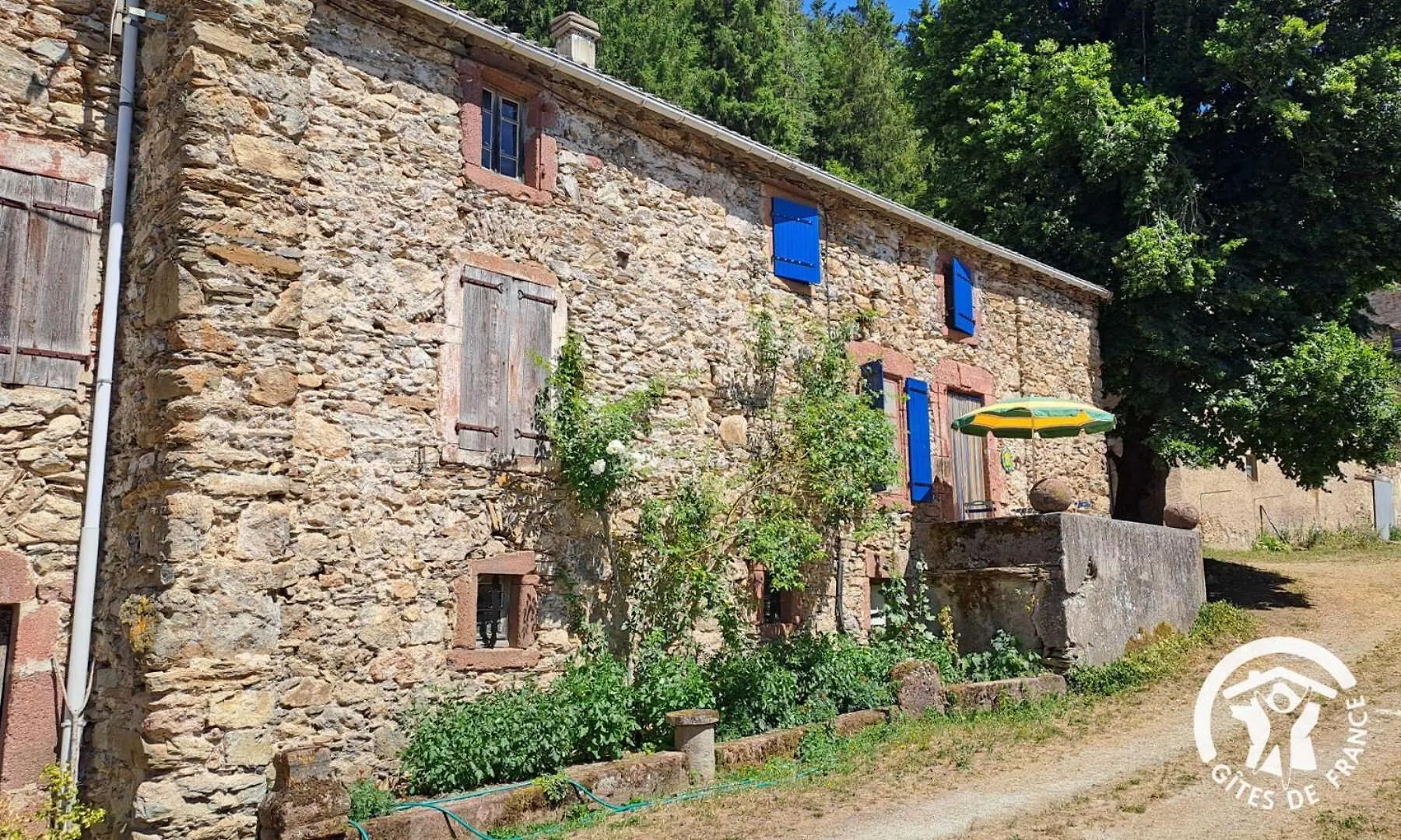 Cambert Villa Murat-sur-Vebre Vakantiehuis